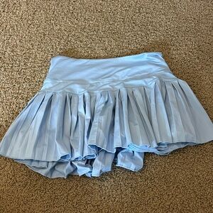 Gold hinges blue skort